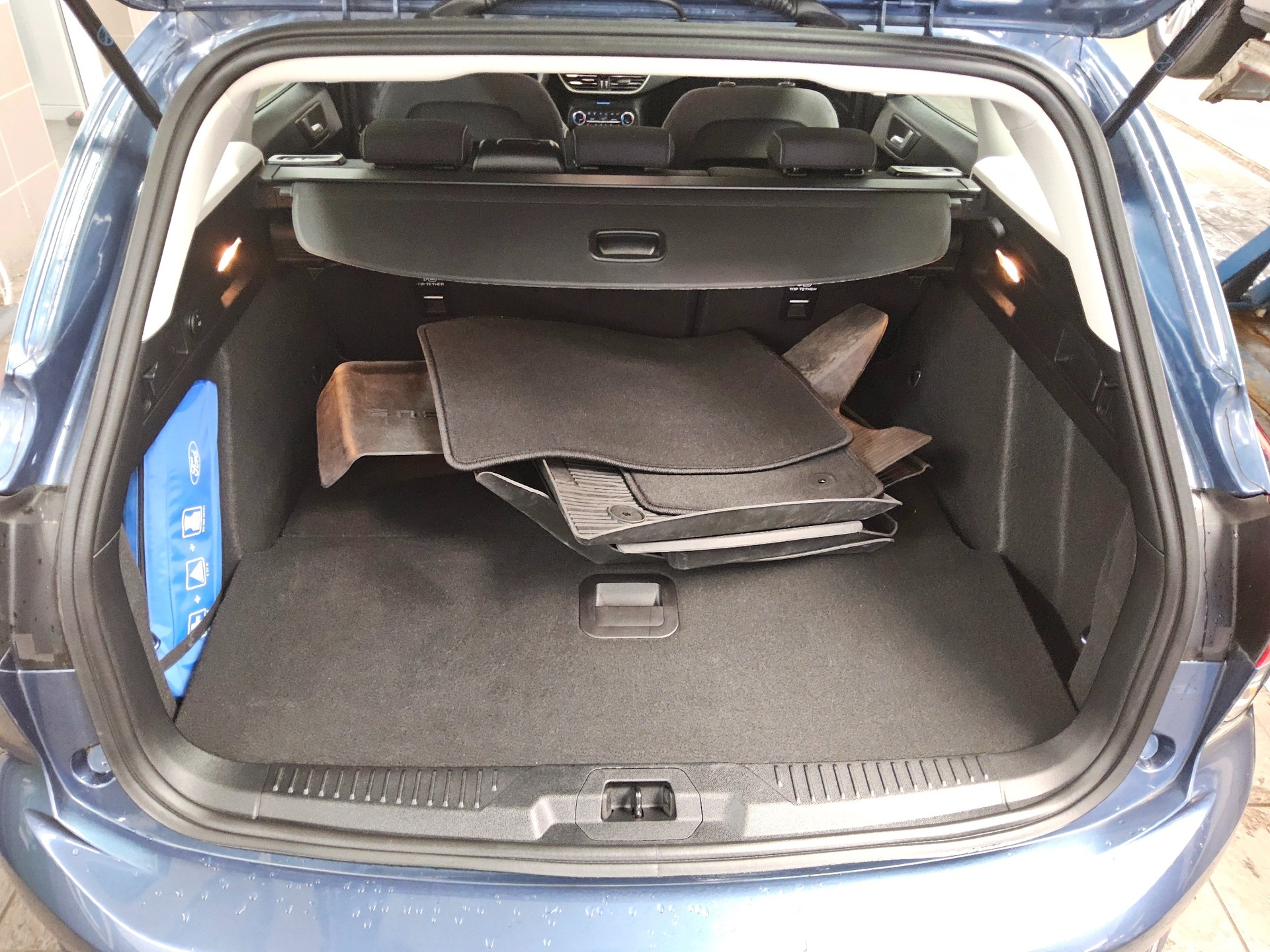 Ford Focus Turnier 1.0 EB Cool&Connect Navi LED PDC 11