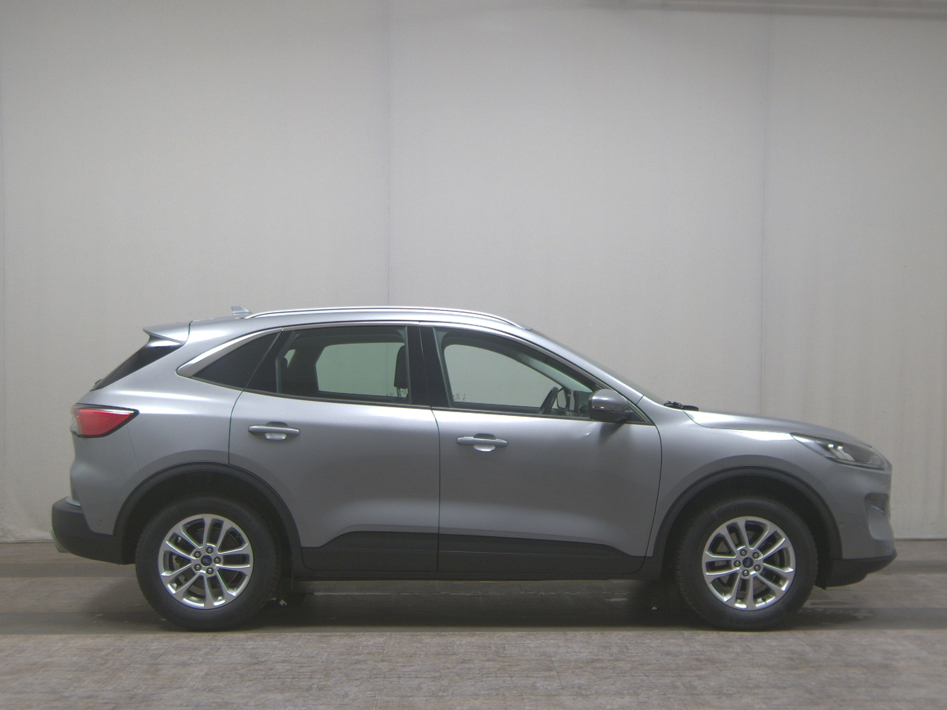 Ford Kuga 2.0 EB Titanium Navi LED vc ACC PDC USB Shz