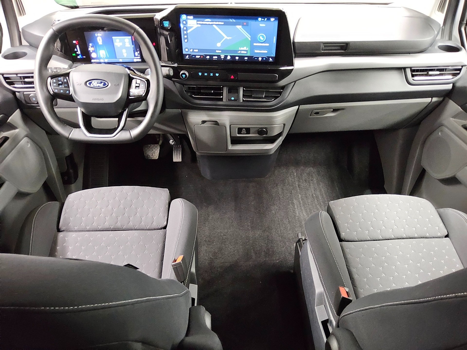 Ford Tourneo Custom 2.0 EB Titanium 8-Sitzer Navi LED 5