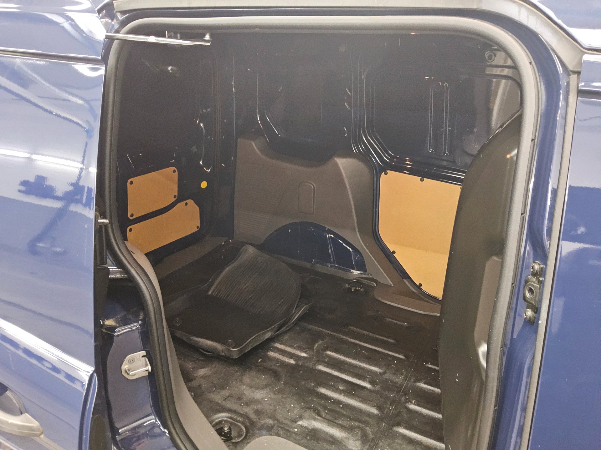Ford Transit Connect 1.5 EB Trend Klima PDC DAB 12