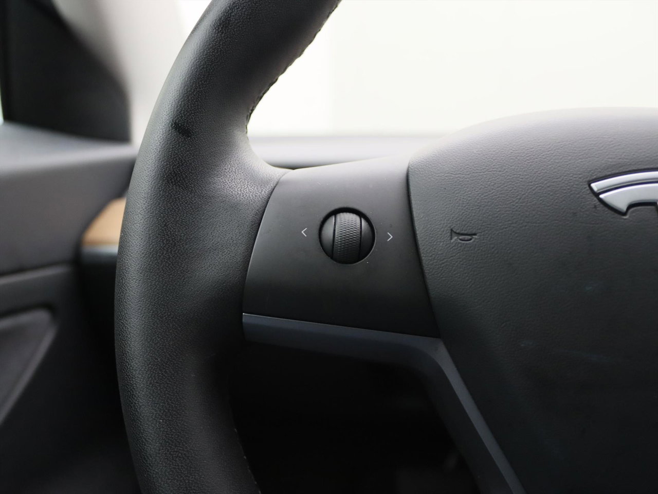 Tesla Model 3 Standard RWD Plus 92% SoH [ LFP ACCU+AUTOPILOT+60 kWh+PREMIUM AUDIO ] 19