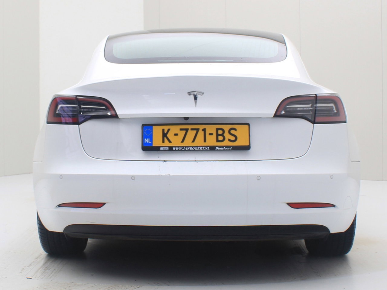 Tesla Model 3 Standard RWD Plus 92% SoH [ LFP-ACCU+AUTOPILOT+60 kWh+PREMIUM AUDIO ] 6
