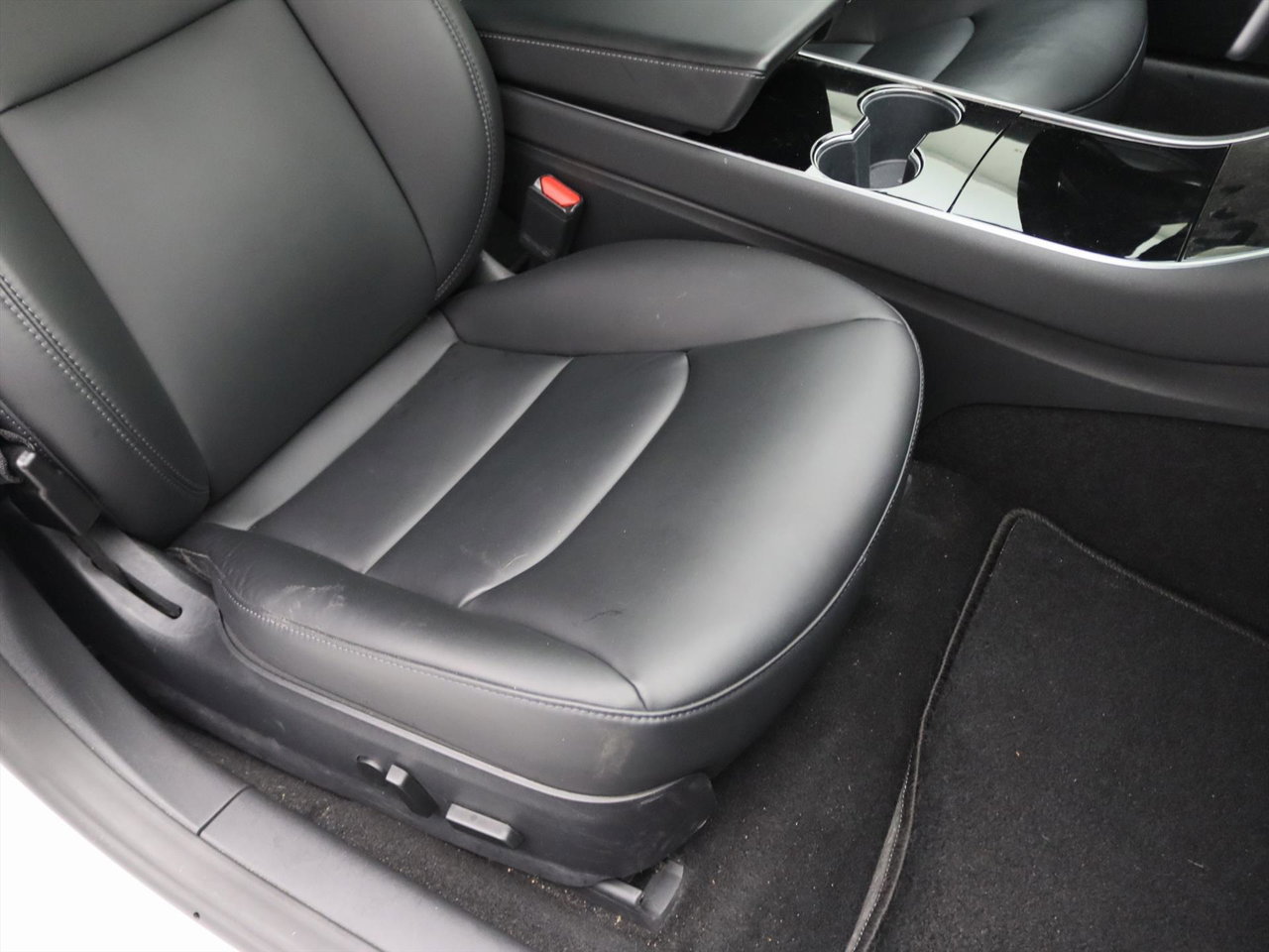 Tesla Model 3 Standard RWD Plus 92% SoH [ LFP-ACCU+AUTOPILOT+60 kWh+PREMIUM AUDIO ] 15