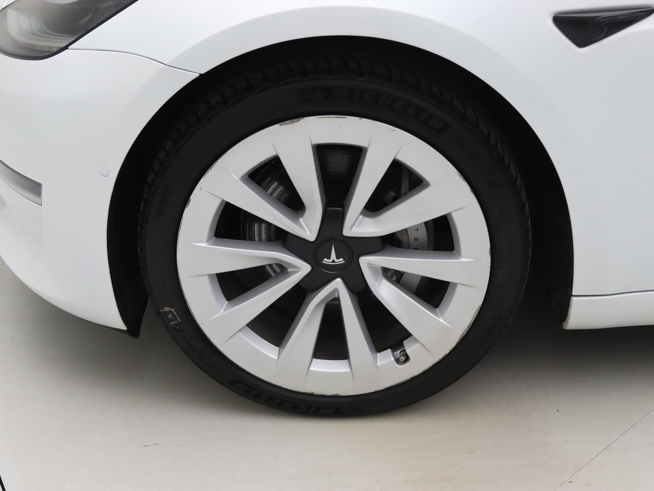 Tesla Model 3 Long-Range AWD 351pk 75 kWh FACELIFT 87% SoH [ WARMTEPOMP+AUTOPILOT+620KM WLTP+19 INCH+PREMIUM AUDIO ] 20
