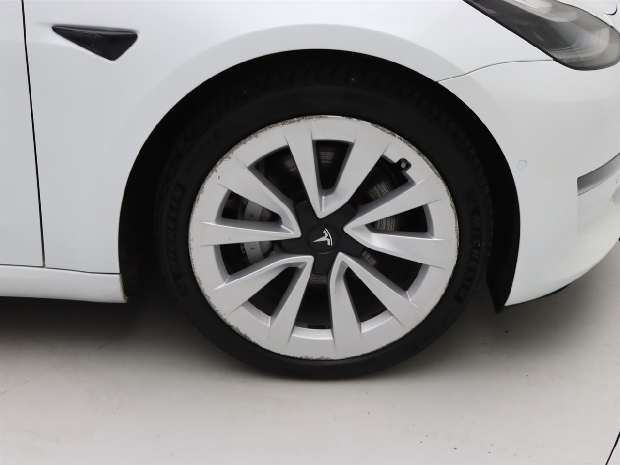 Tesla Model 3 Long-Range AWD 351pk 75 kWh FACELIFT 87% SoH [ WARMTEPOMP+AUTOPILOT+620KM WLTP+19 INCH+PREMIUM AUDIO ] 12