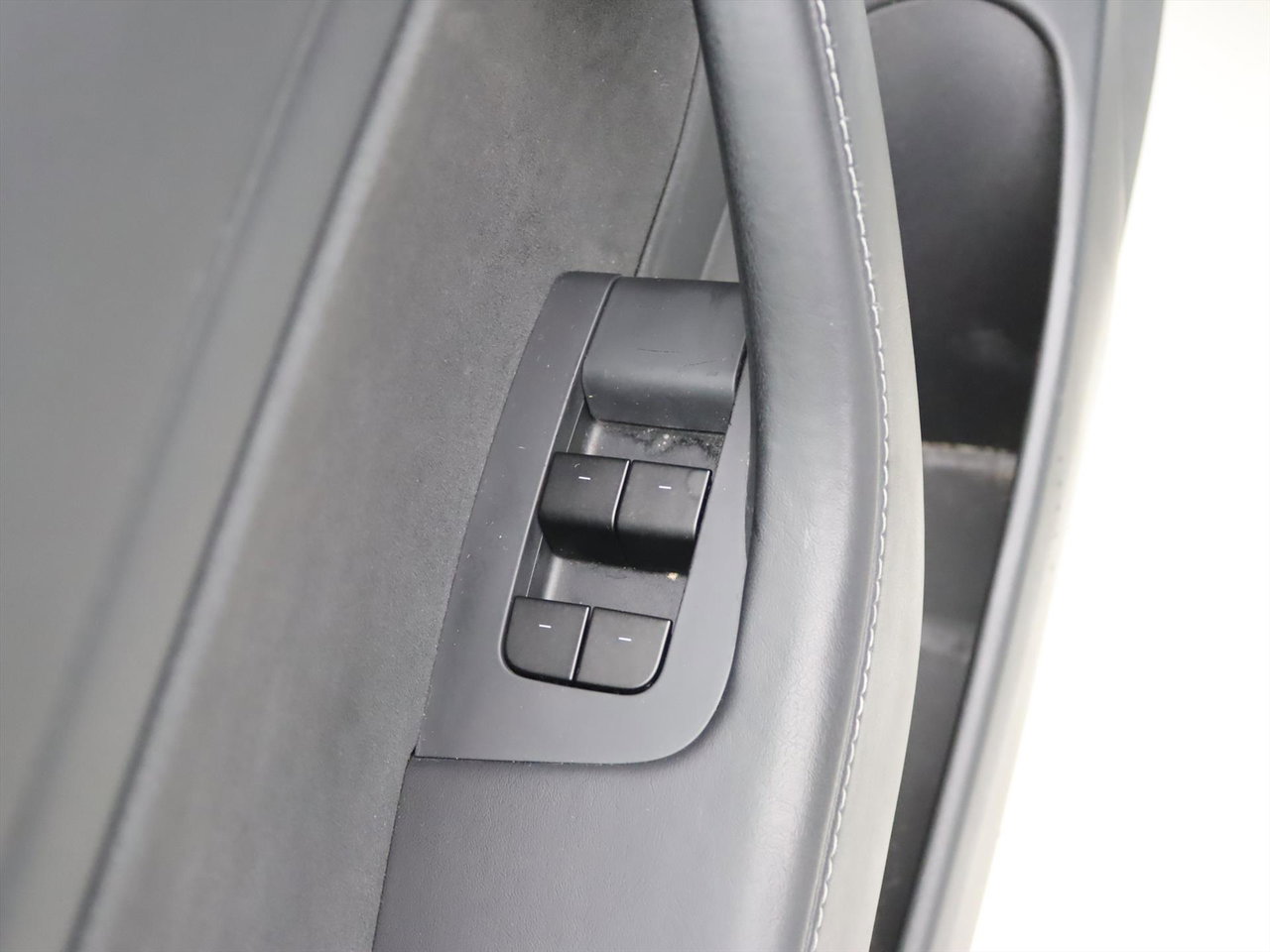 Tesla Model 3 Long-Range AWD 351pk 75 kWh FACELIFT 87% SoH [ WARMTEPOMP+AUTOPILOT+620KM WLTP+19 INCH+PREMIUM AUDIO ] 22
