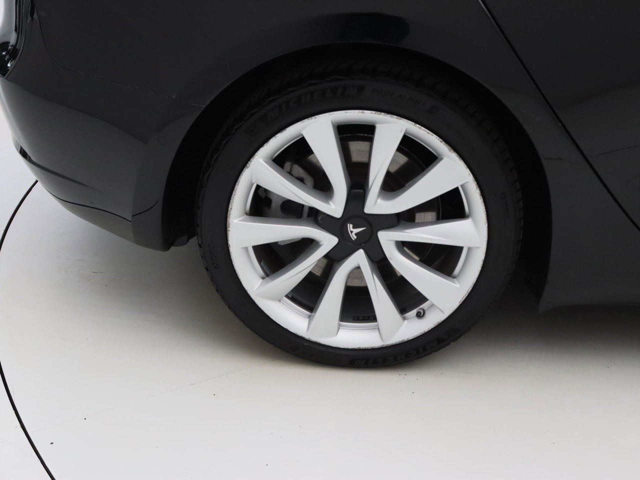 Tesla Model 3 Standard RWD Plus 89% SoH [ LFP-ACCU+AUTOPILOT+60 kWh+PREMIUM AUDIO ] 11