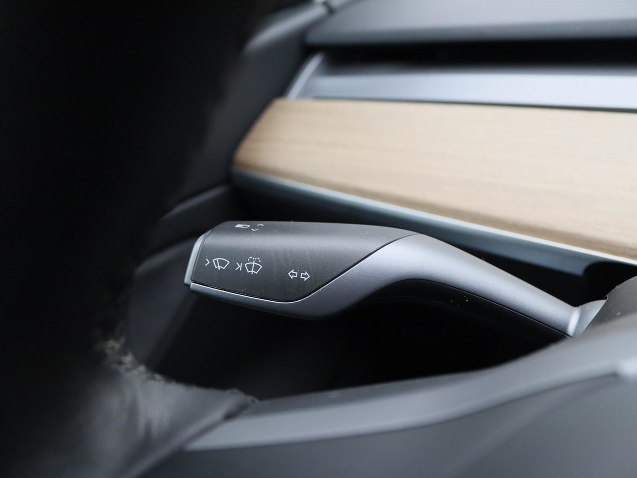 Tesla Model 3 Long-Range AWD 351pk 75 kWh [ FACELIFT+WARMTEPOMP+AUTOPILOT+620KM WLTP+PREMIUM AUDIO ] 21