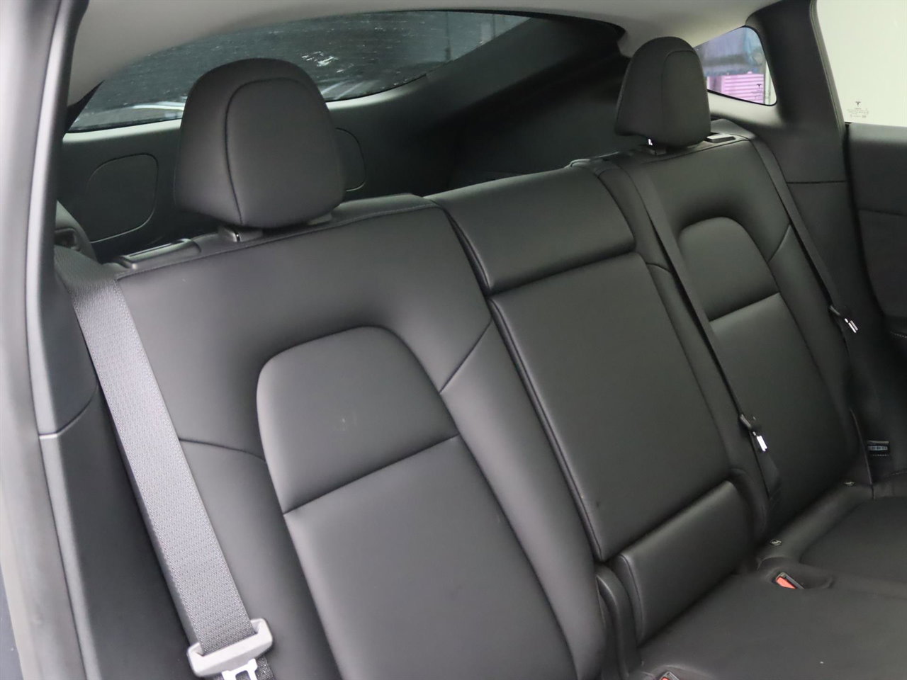 Tesla Model Y Long-Range AWD 351pk 75 kWh [ AUTOPILOT+20 INCH+533KM WLTP+PREMIUM AUDIO ] 16