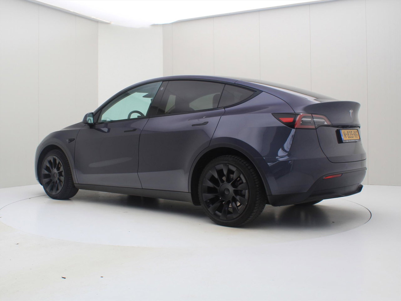 Tesla Model Y Long-Range AWD 351pk 75 kWh [ AUTOPILOT+20 INCH+533KM WLTP+PREMIUM AUDIO ] 3