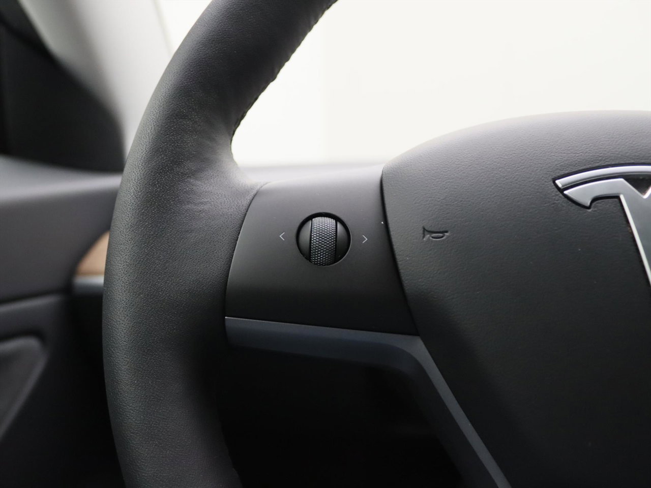 Tesla Model 3 Long-Range AWD 351pk 75 kWh 91.1% SoH FACELIFT [ WARMTEPOMP+AUTOPILOT+620KM WLTP ] 19