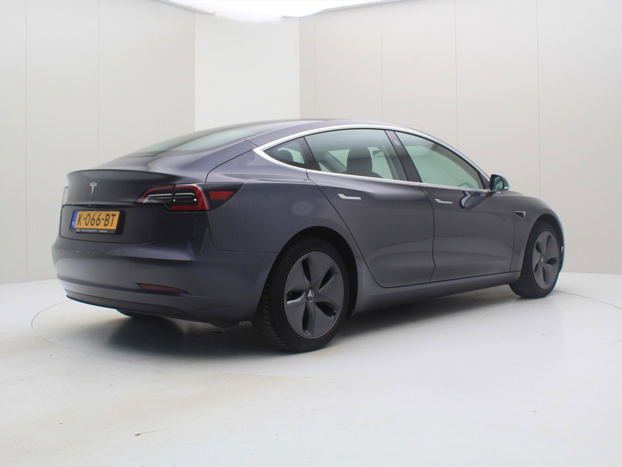 Tesla Model 3 Standard RWD Plus 93% SoH [ LFP-ACCU+AUTOPILOT+60 kWh+PREMIUM AUDIO ] 2