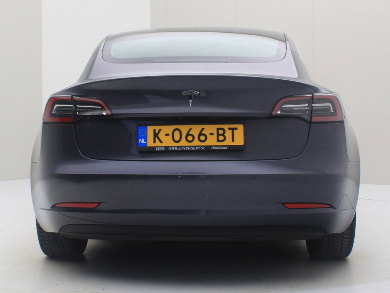 Tesla Model 3 Standard RWD Plus 93% SoH [ LFP-ACCU+AUTOPILOT+60 kWh+PREMIUM AUDIO ] 6