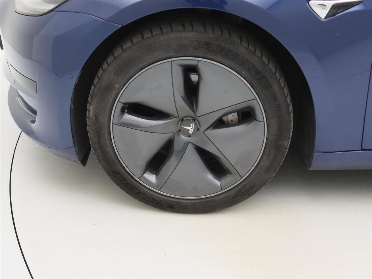 Tesla Model 3 Standard RWD Plus 89% SoH [ LFP-ACCU+AUTOPILOT+60 kWh+PREMIUM AUDIO ] 20