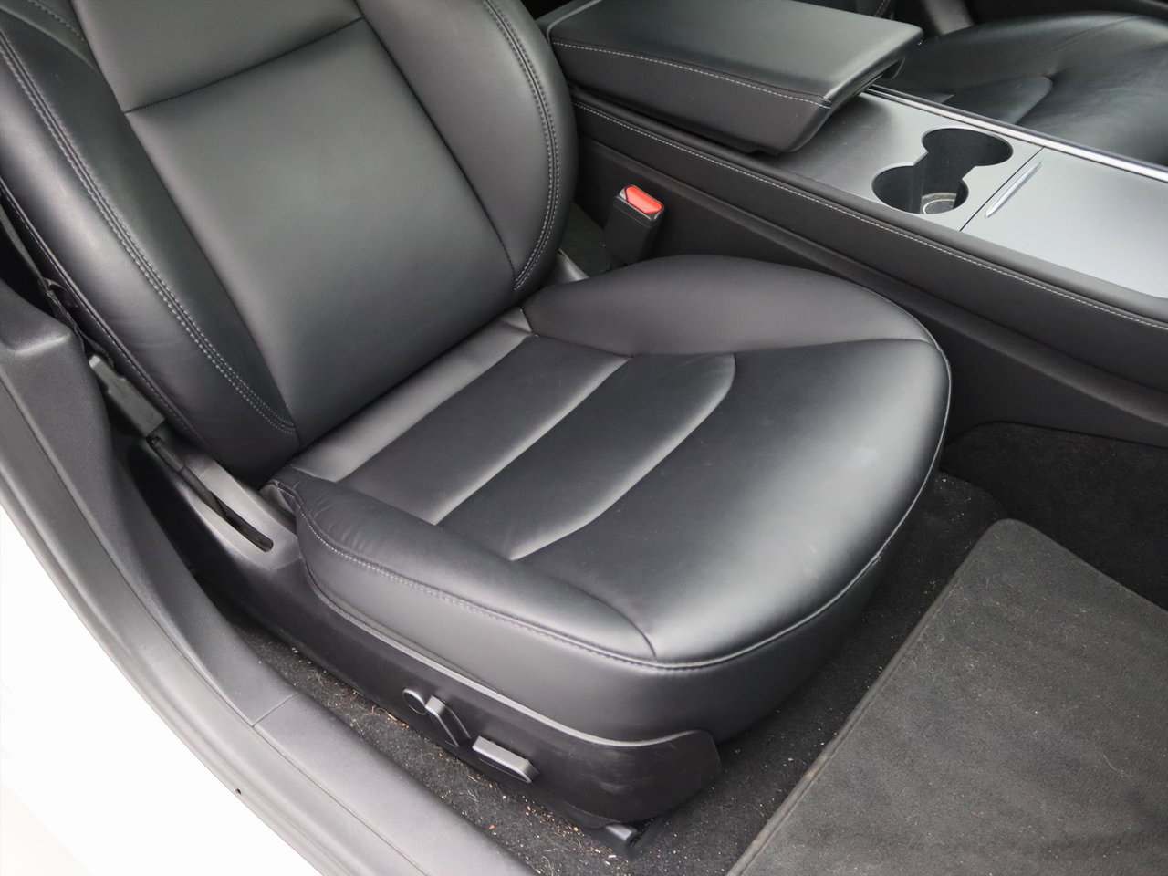 Tesla Model 3 Long-Range AWD 351pk 75 kWh 95% SoH [ FACELIFT+WARMTEPOMP+AUTOPILOT+19 INCH ] 19