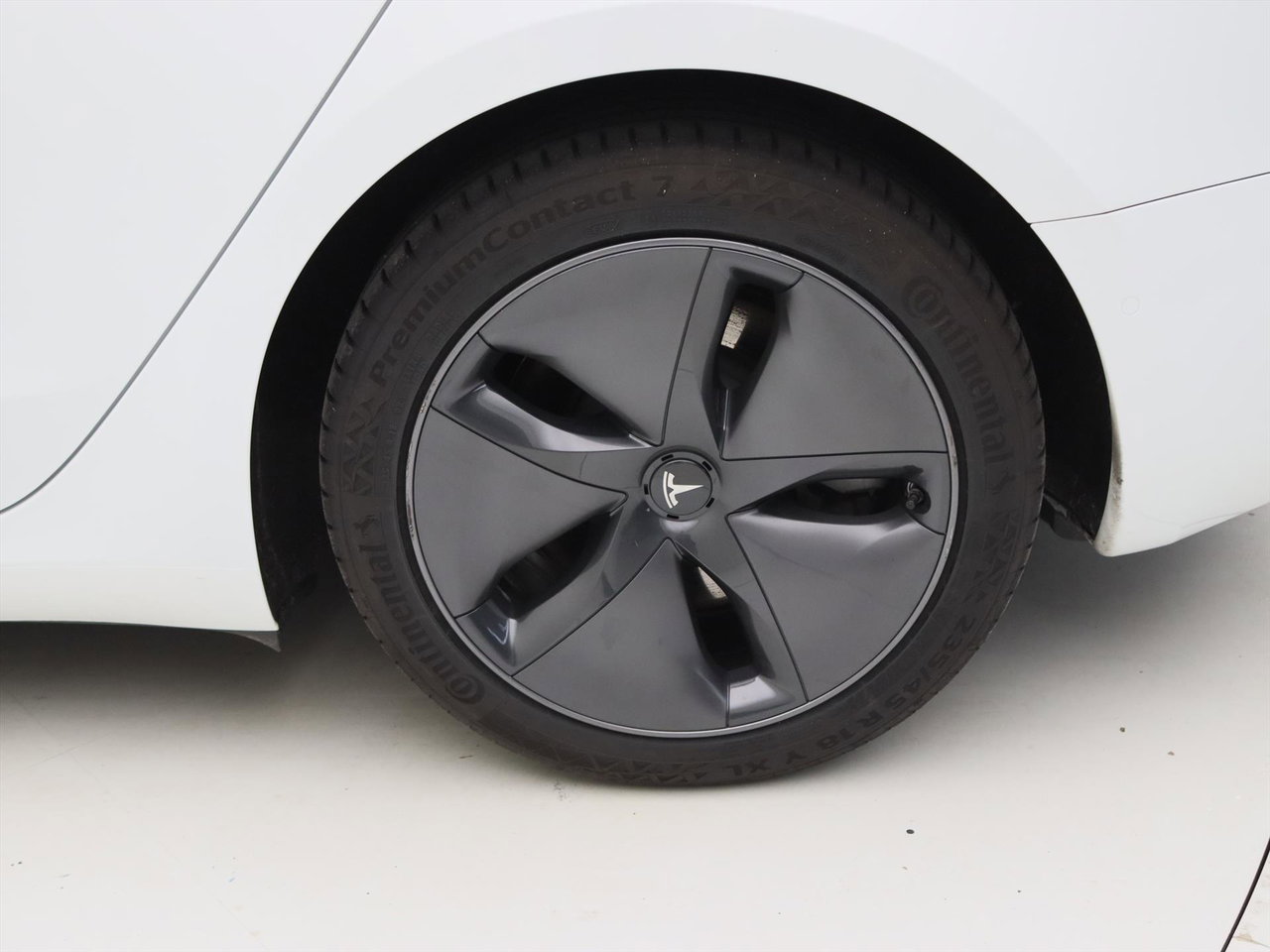 Tesla Model 3 Standard RWD Plus 90% SoH [ LFP-ACCU+AUTOPILOT+60 kWh+PREMIUM AUDIO ] 25