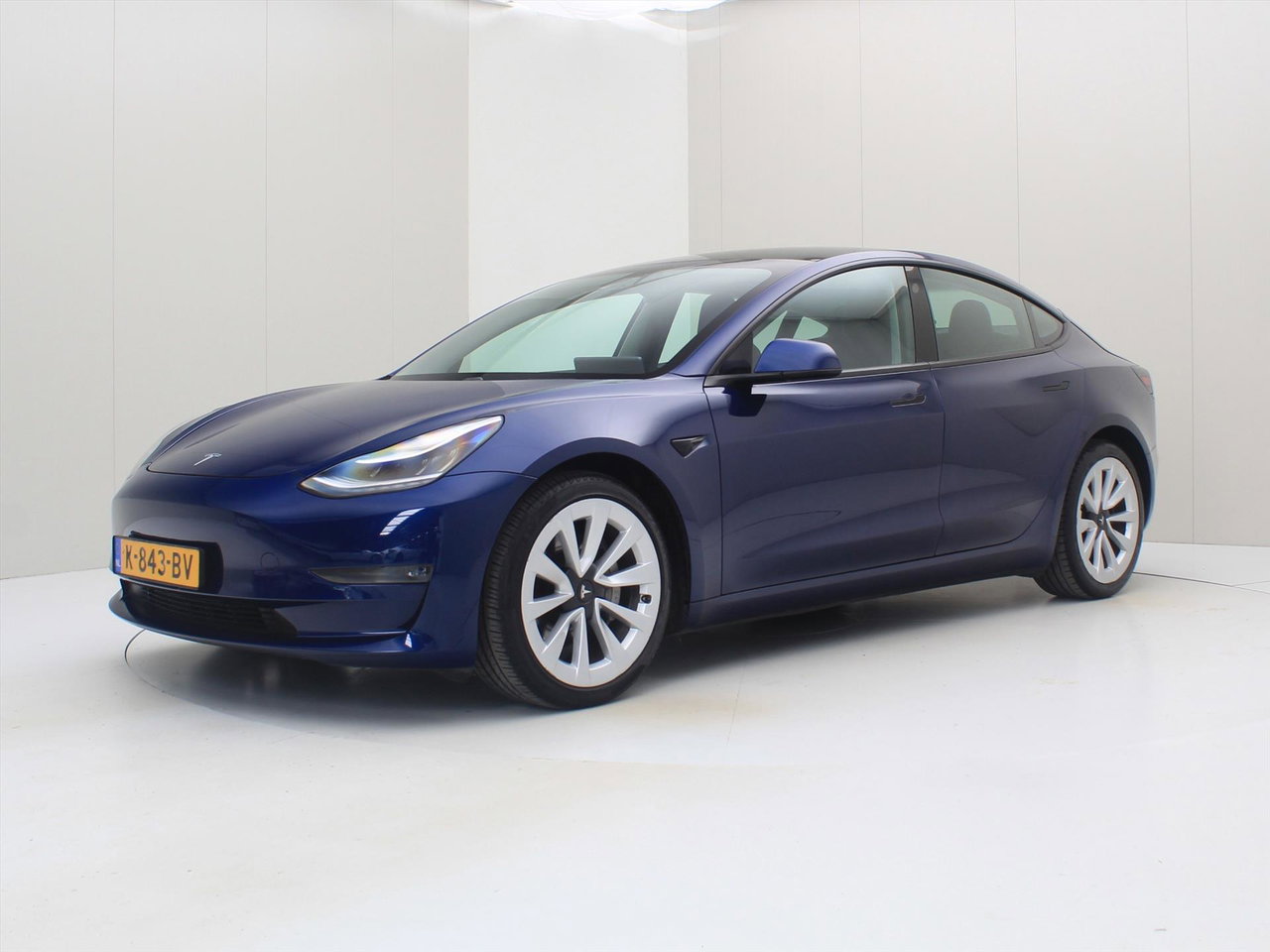 Tesla Model 3 Long-Range AWD 351pk 75 kWh FACELIFT 87% SoH [ TREKHAAK+WARMTEPOMP+AUTOPILOT+620KM WLTP+PREMIUM AUDIO ]