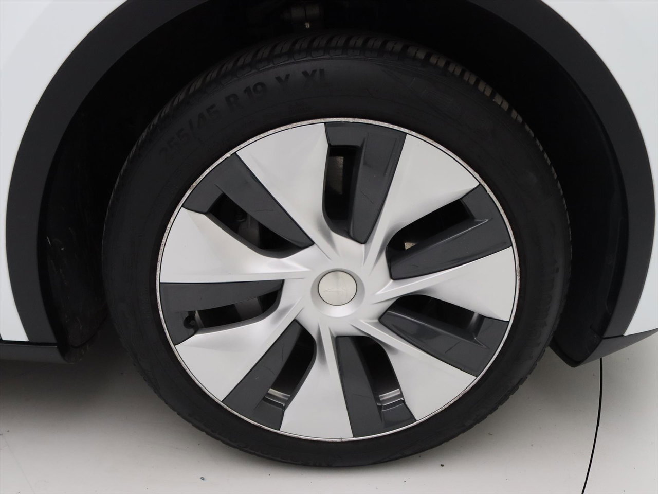 Tesla Model Y Standard RWD Plus 351pk 93% SoH [ LFP ACCU+AUTOPILOT+19 INCH+PREMIUM AUDIO ] 13