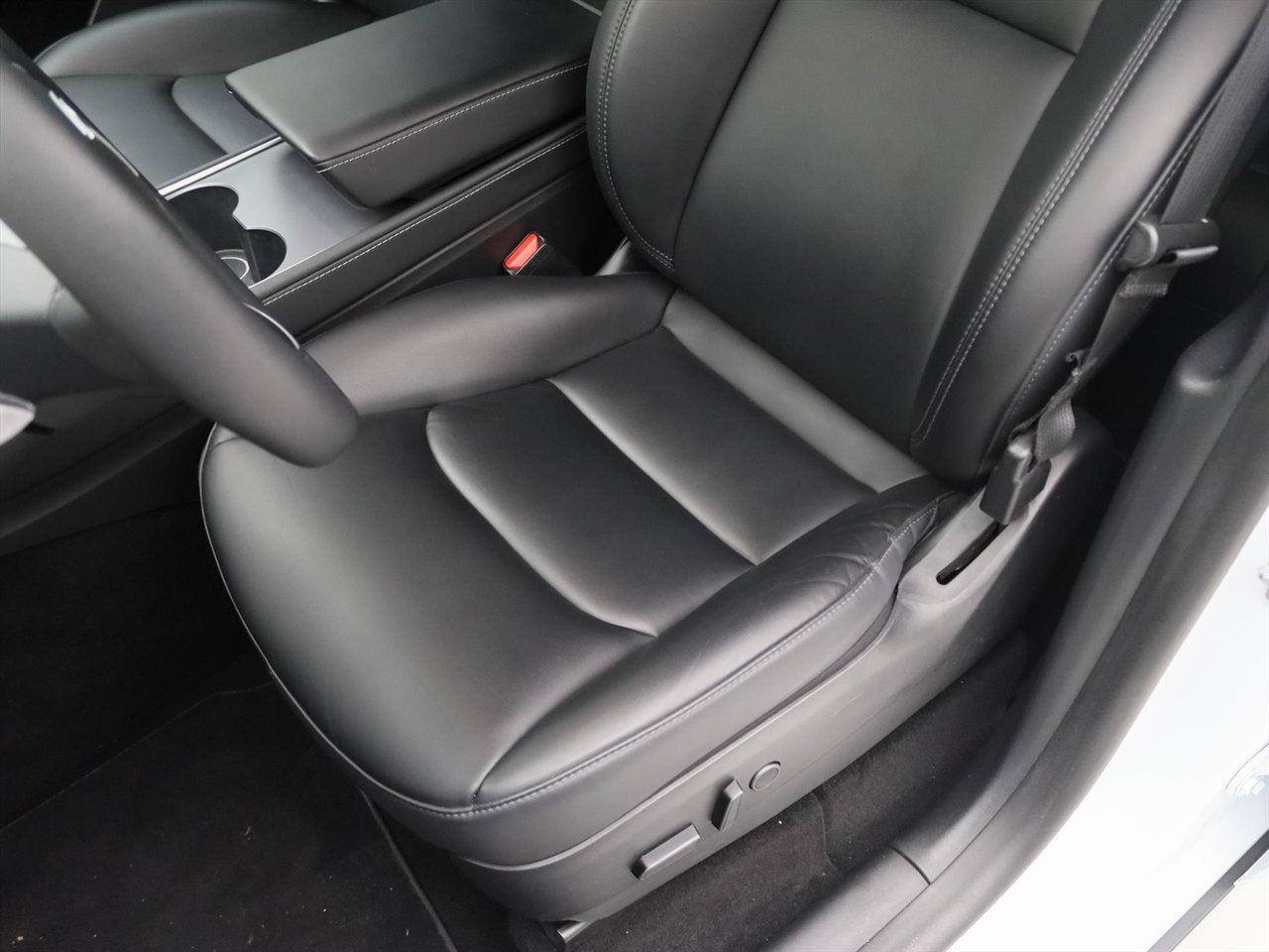 Tesla Model Y Standard RWD Plus 351pk 93% SoH [ LFP ACCU+AUTOPILOT+19 INCH+PREMIUM AUDIO ] 16