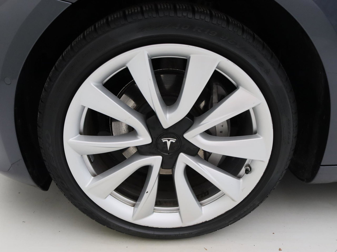 Tesla Model 3 Standard RWD Plus [ LFP ACCU+AUTOPILOT+19 INCH+PREMIUM AUDIO ] 11