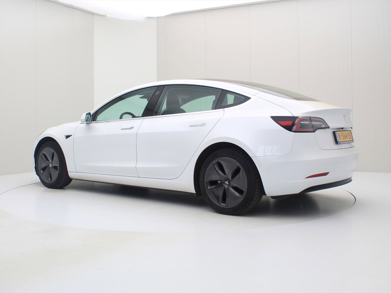 Tesla Model 3 Standard RWD Plus 99% SoH [ LFP ACCU+AUTOPILOT+60 kWh+PREMIUM AUDIO ] 4