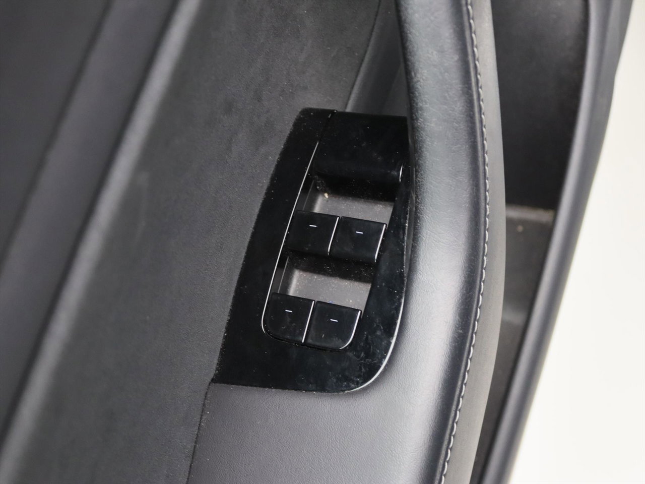 Tesla Model 3 Long-Range AWD 351pk 75 kWh [ TREKHAAK+AUTOPILOT+620KM WLTP+PREMIUM AUDIO ] 23