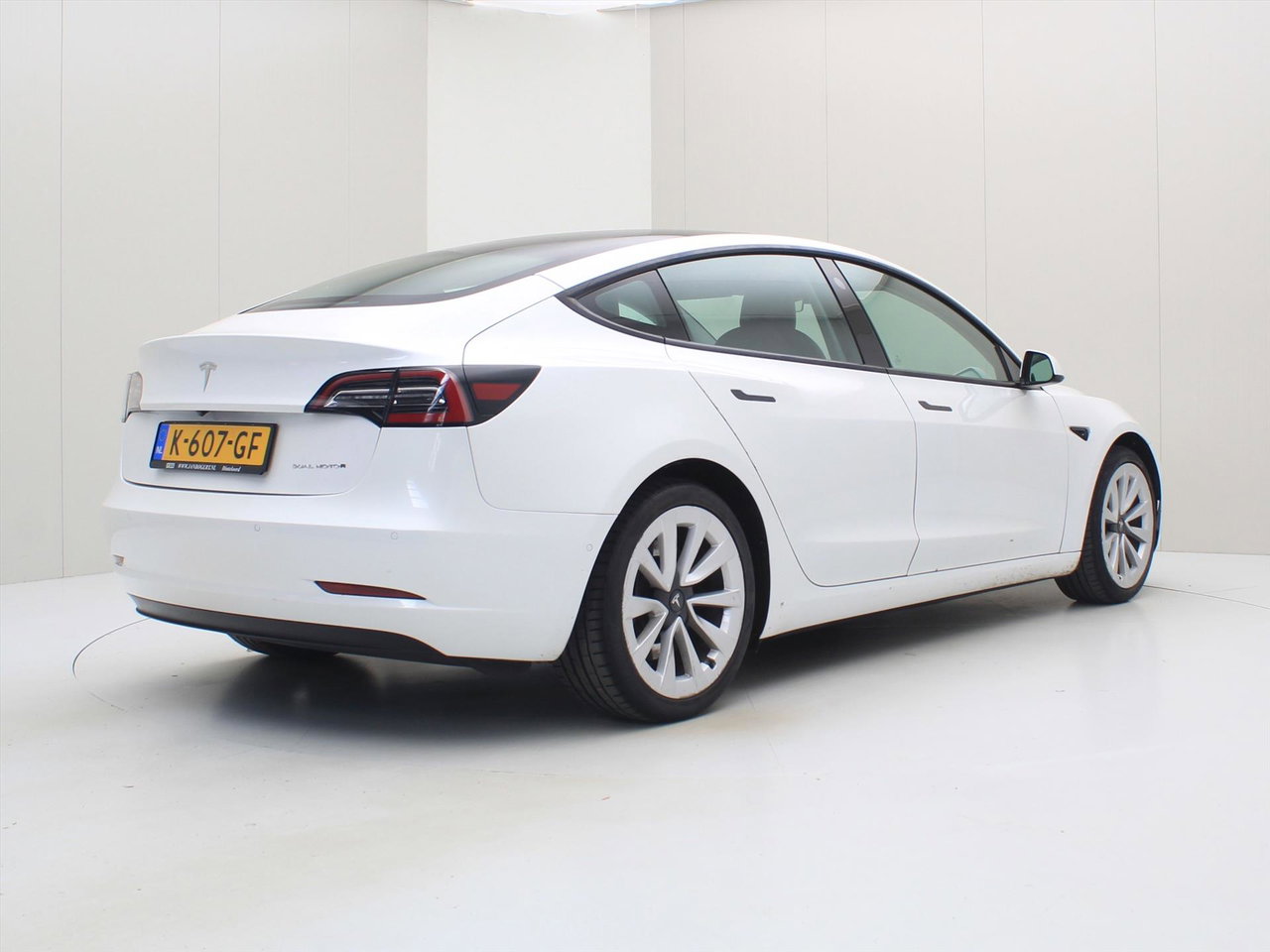 Tesla Model 3 Long-Range AWD 351pk 75 kWh 91.8% SoH FACELIFT [ WARMTEPOMP+ENHANCED AUTOPILOT+620KM WLTP+PREMIUM AUDIO ] 3