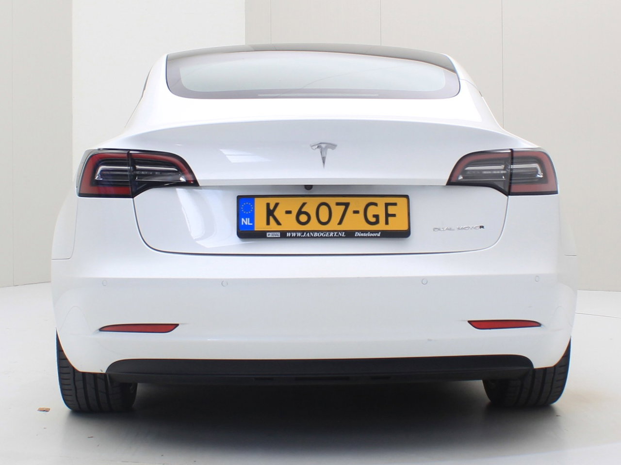 Tesla Model 3 Long-Range AWD 351pk 75 kWh 91.8% SoH FACELIFT [ WARMTEPOMP+ENHANCED AUTOPILOT+620KM WLTP+PREMIUM AUDIO ] 7