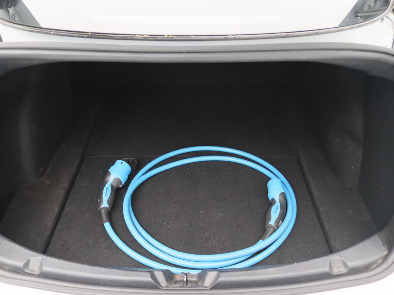 Tesla Model 3 Long-Range AWD 351pk 75 kWh 91.4% SoH FACELIFT [ WARMTEPOMP+AUTOPILOT+620KM WLTP+PREMIUM AUDIO ] 9