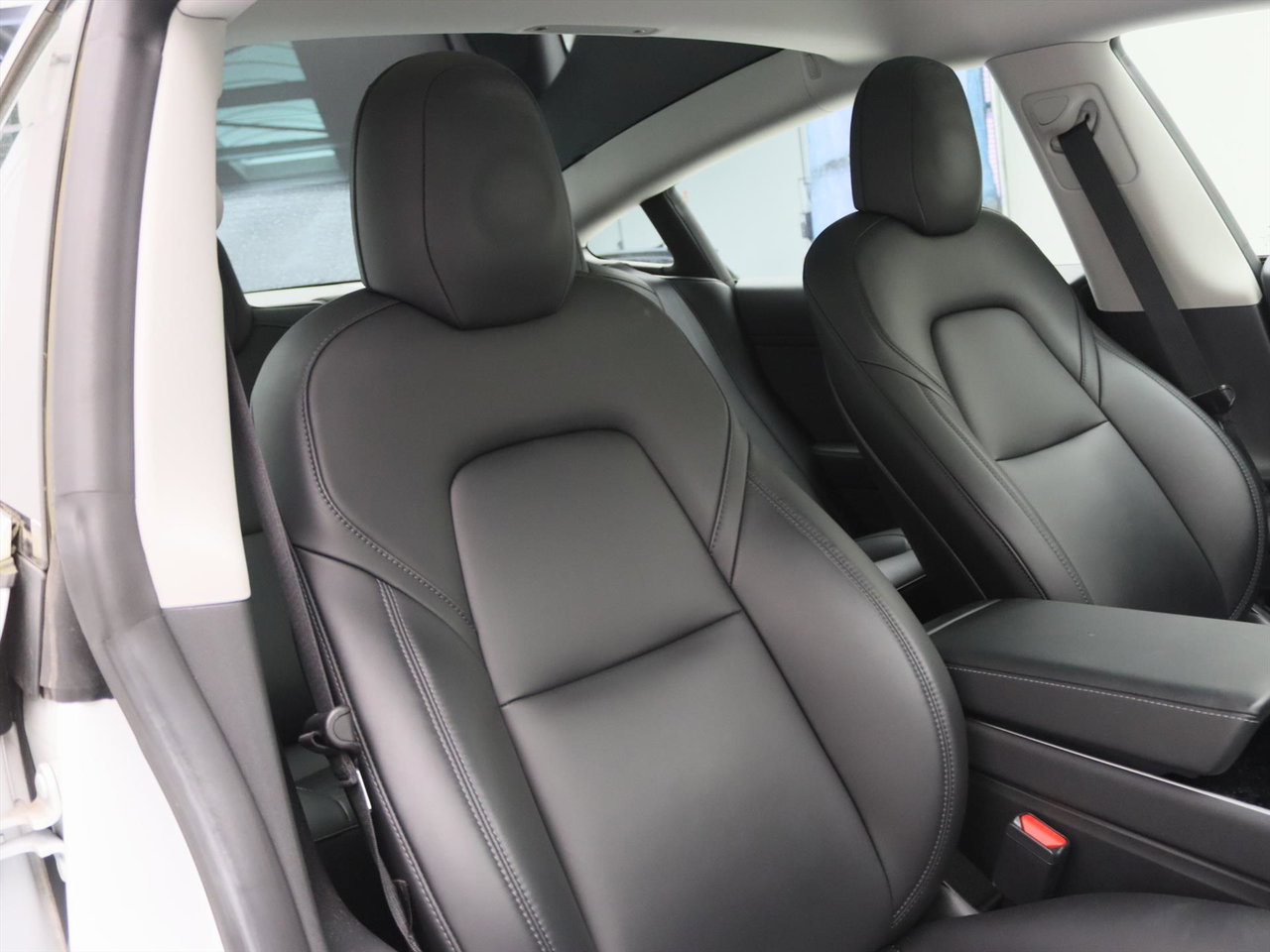 Tesla Model 3 Standard RWD Plus [ LFP-ACCU+AUTOPILOT+60 kWh+PREMIUM AUDIO ] 19