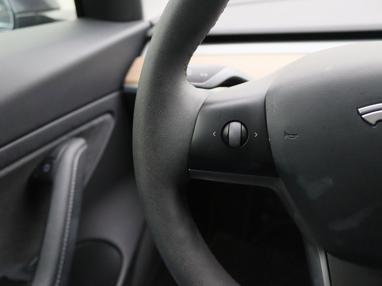 Tesla Model 3 Performance AWD 486pk 75 kWh 89.1% SoH FACELIFT [ AUTOPILOT+567KM WLTP+PREMIUM AUDIO ] 26