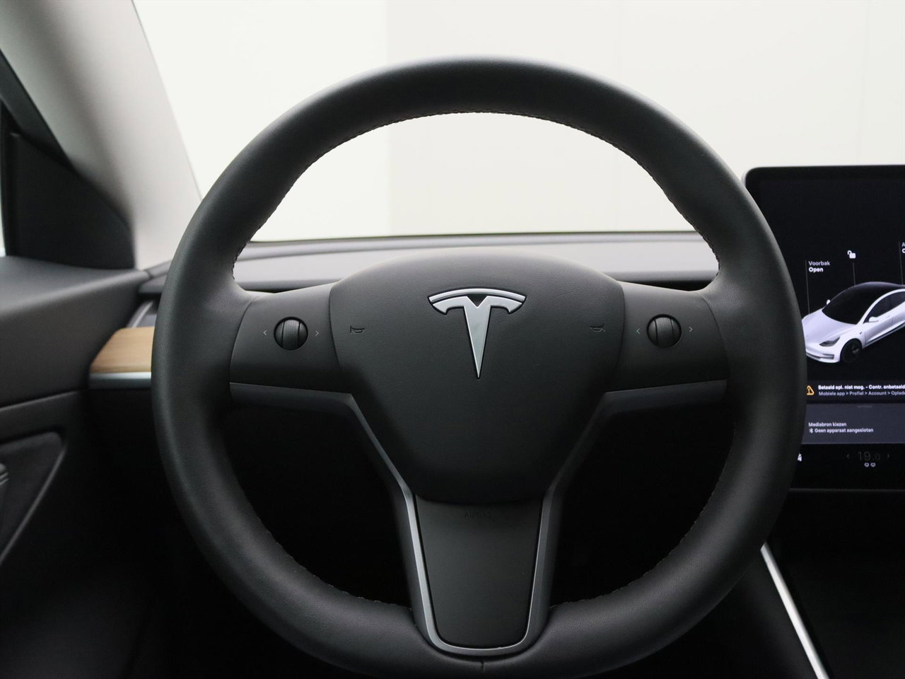 Tesla Model 3 Standard RWD Plus 88% SoH [ LFP-ACCU+AUTOPILOT+60 kWh+PREMIUM AUDIO ] 19