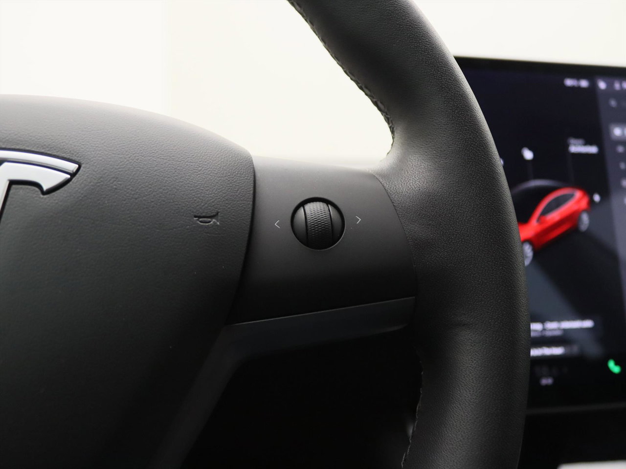 Tesla Model 3 Standard RWD Plus [ LFP-ACCU+AUTOPILOT+60 kWh+PREMIUM AUDIO ] 22