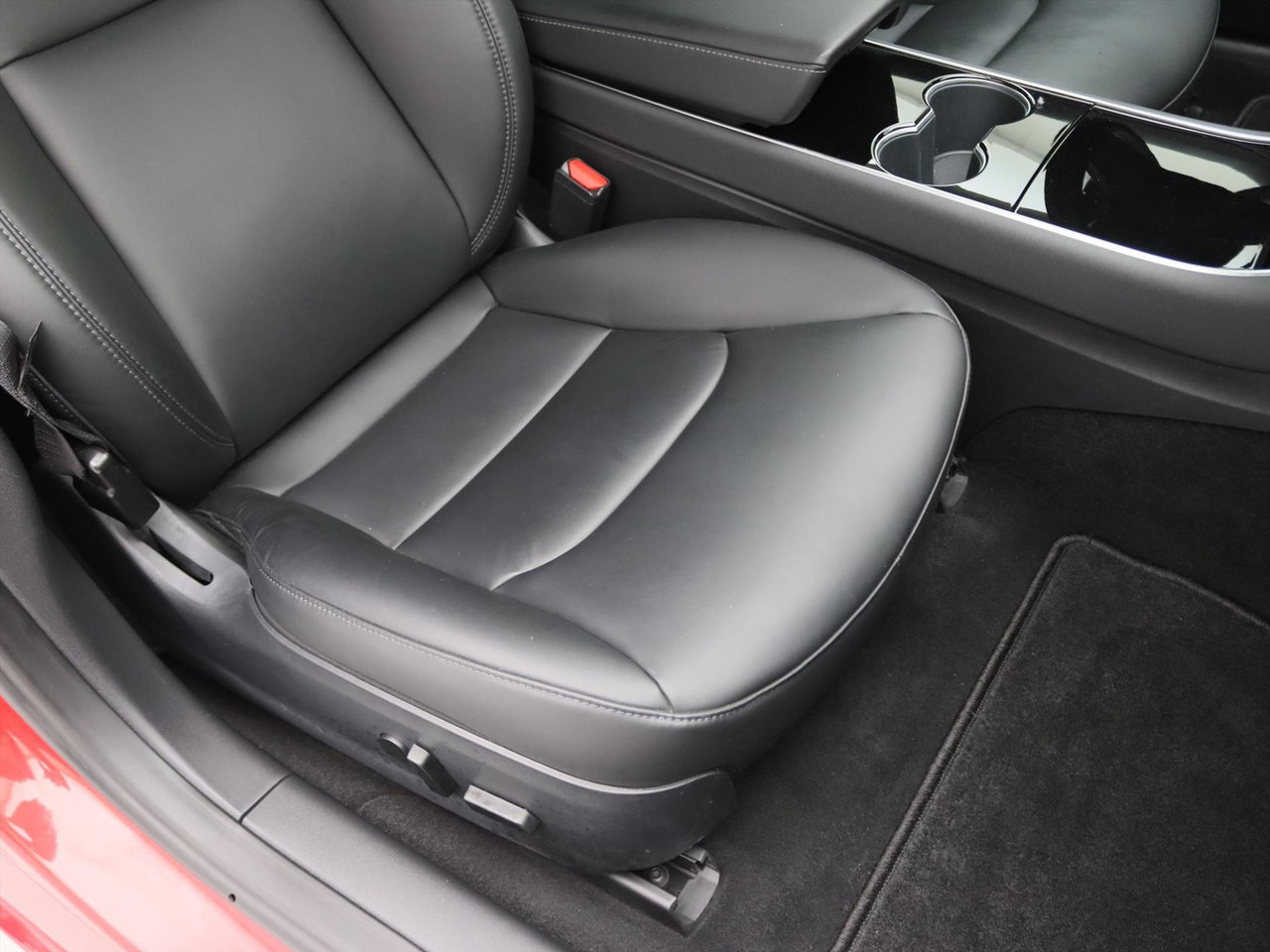 Tesla Model 3 Standard RWD Plus [ LFP-ACCU+AUTOPILOT+60 kWh+PREMIUM AUDIO ] 15