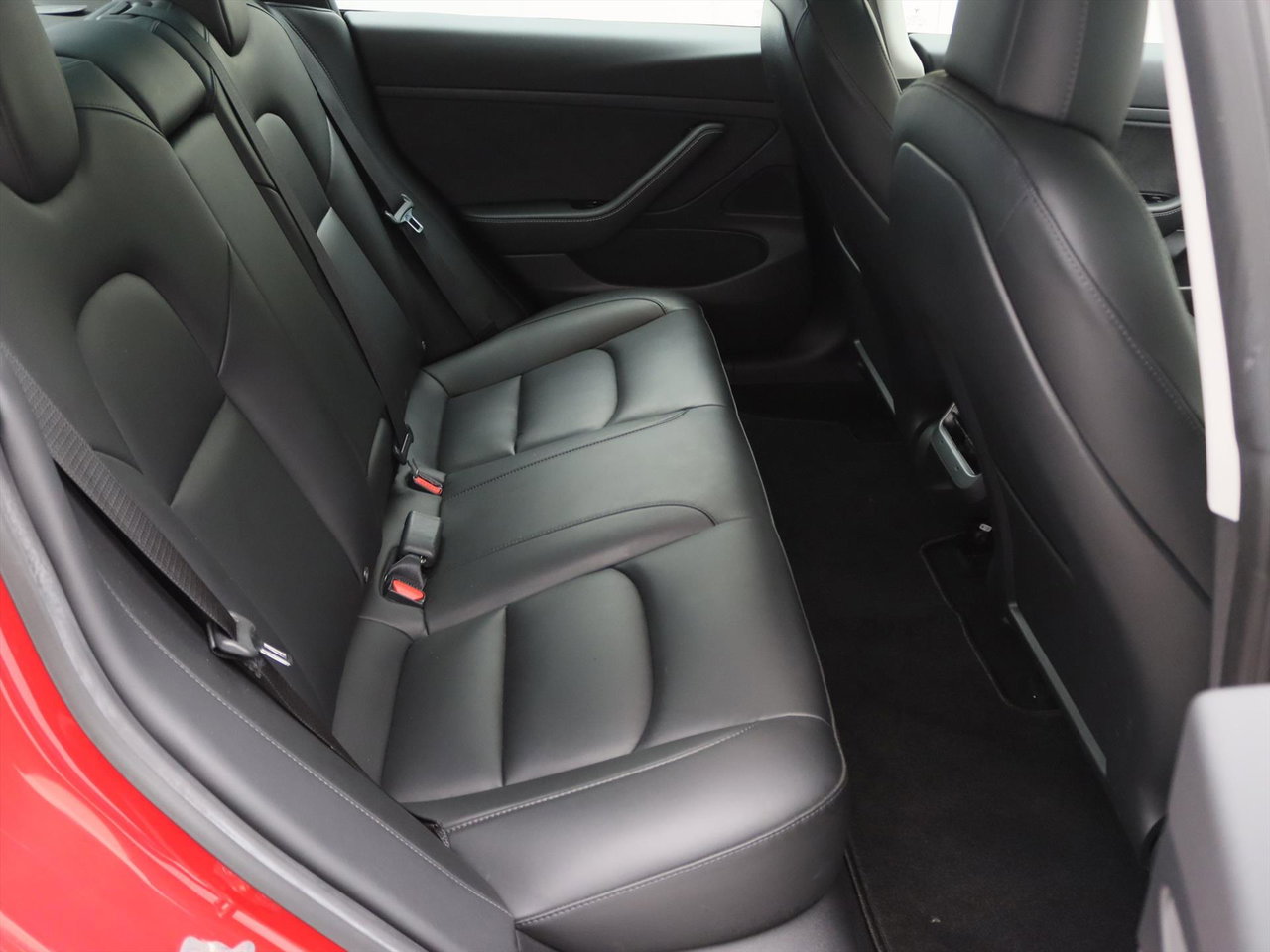 Tesla Model 3 Standard RWD Plus [ LFP-ACCU+AUTOPILOT+60 kWh+PREMIUM AUDIO ] 13
