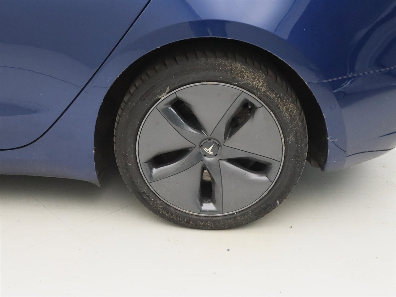 Tesla Model 3 Standard RWD Plus [ LFP-ACCU+AUTOPILOT+60 kWh+PREMIUM AUDIO ] 12