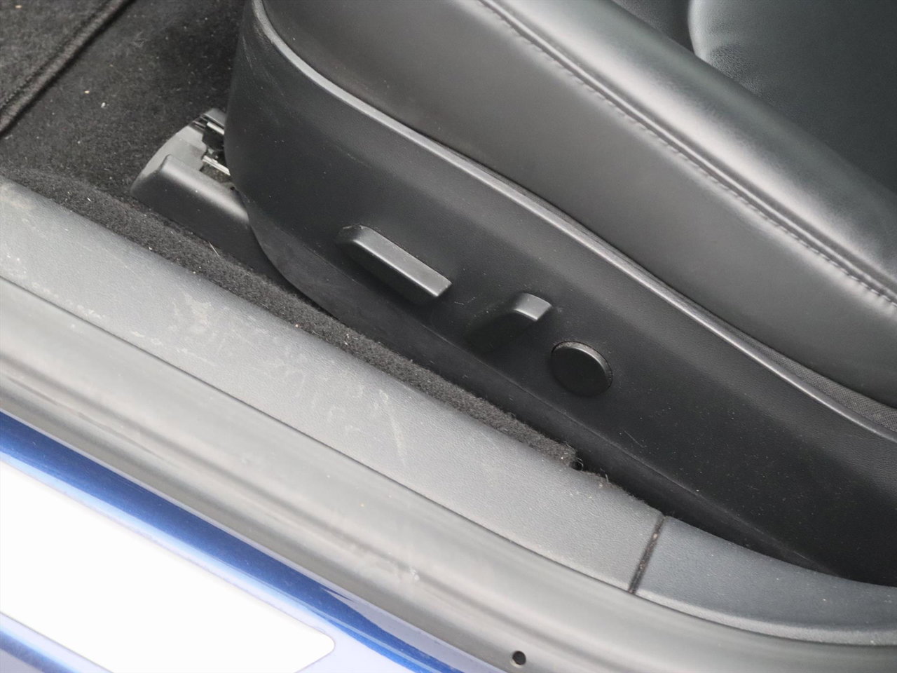 Tesla Model 3 Standard RWD Plus [ LFP-ACCU+AUTOPILOT+60 kWh+PREMIUM AUDIO ] 18