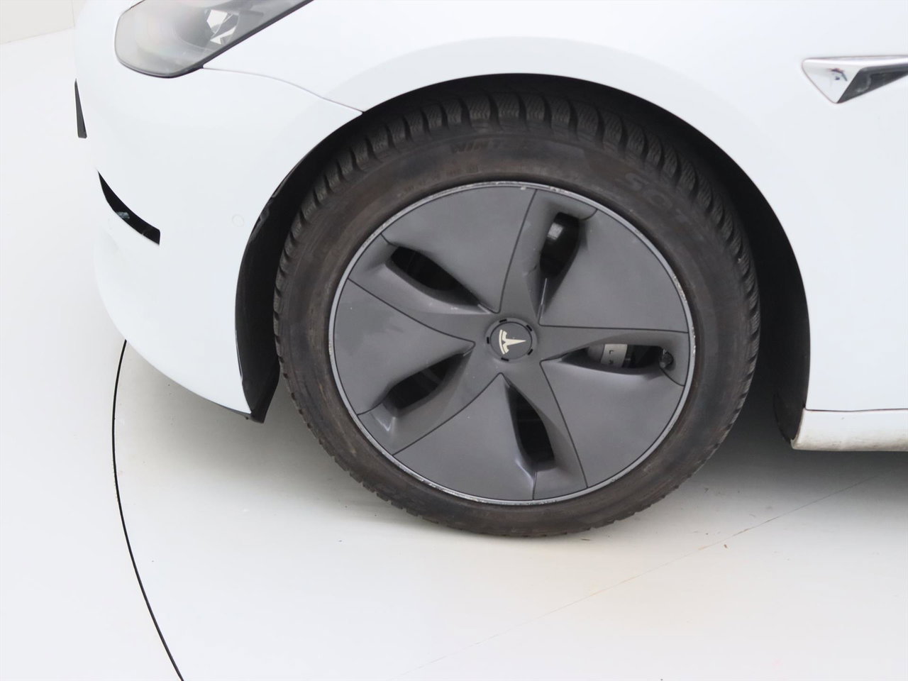 Tesla Model 3 Standard RWD Plus [ LFP ACCU+AUTOPILOT+60 kWh+PREMIUM AUDIO ] 20