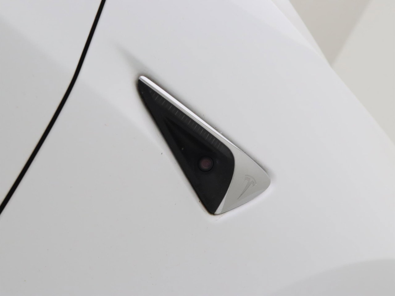 Tesla Model 3 Standard RWD Plus [ LFP ACCU+AUTOPILOT+60 kWh+PREMIUM AUDIO ] 12