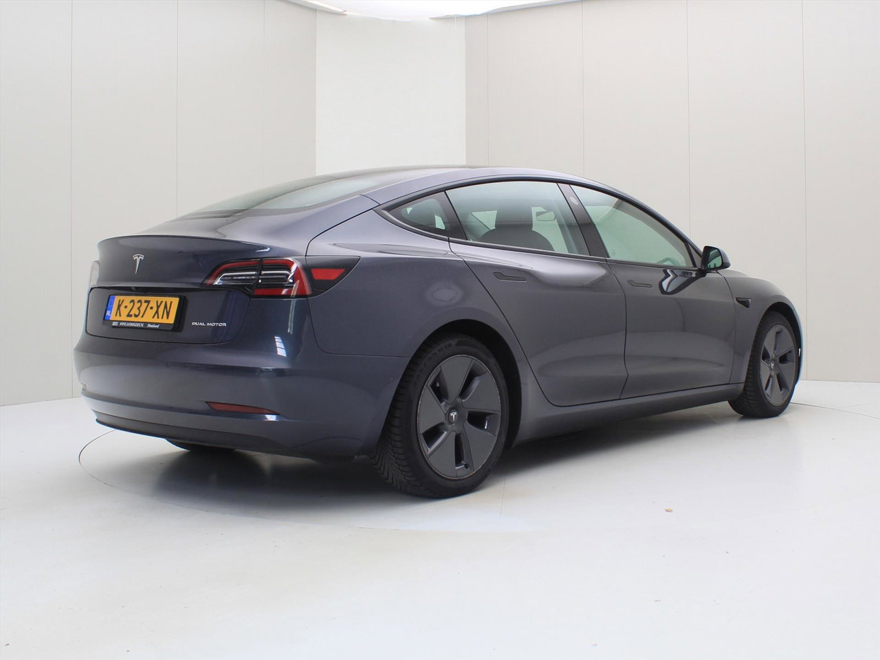 Tesla Model 3 Long-Range AWD 351pk 75 kWh FACELIFT [ WARMTEPOMP+AUTOPILOT+620KM WLTP+PREMIUM AUDIO ] 2