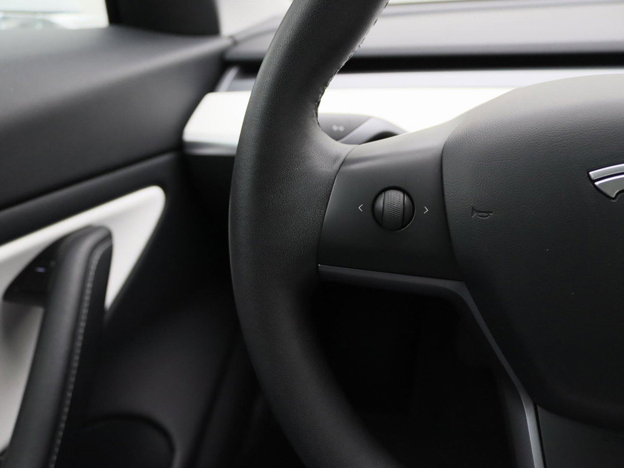 Tesla Model 3 Standard RWD Plus 85% SoH [ WIT LEDER+AUTOPILOT+60 kWh+PREMIUM AUDIO ] 14