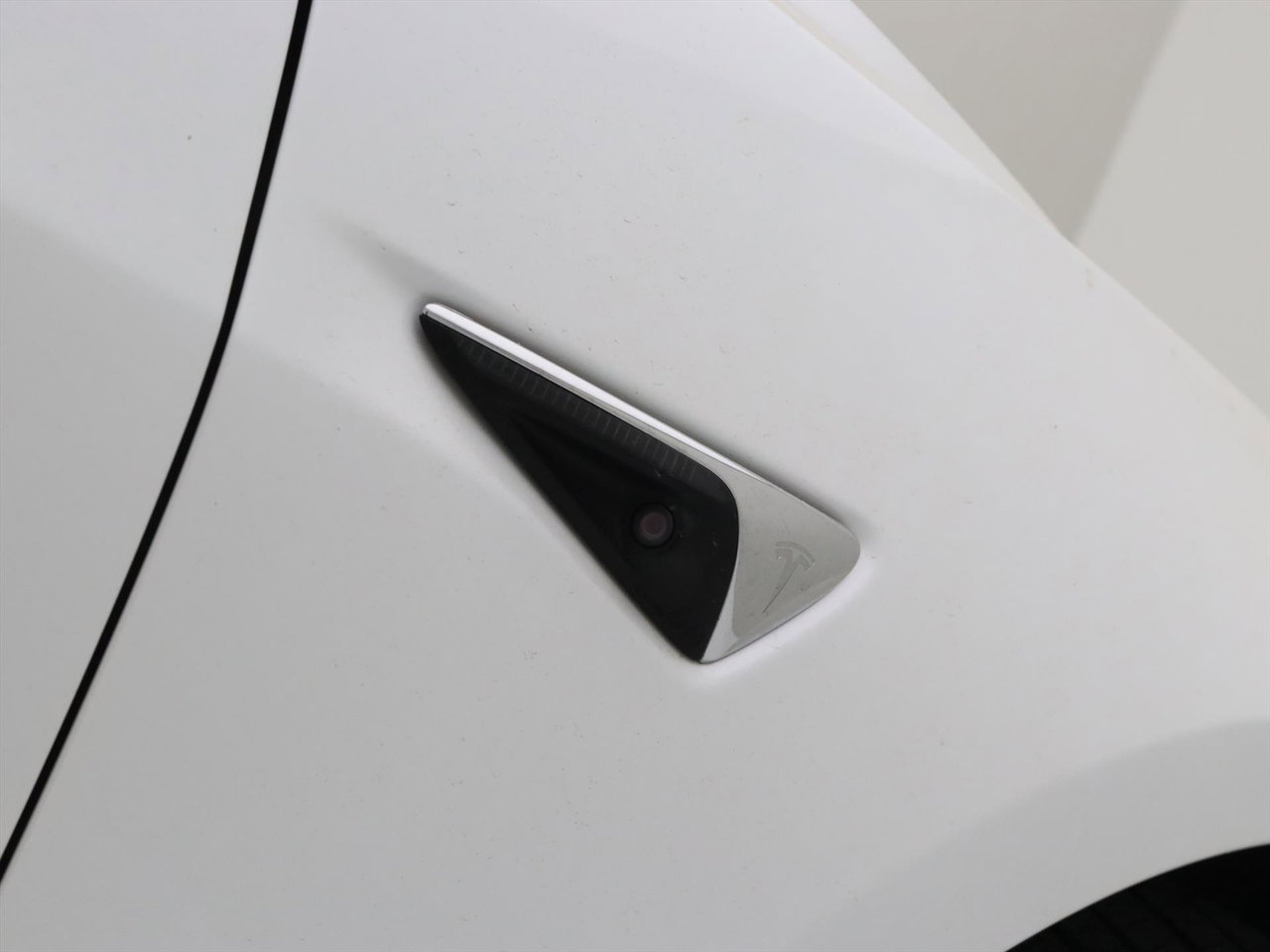 Tesla Model 3 Standard RWD Plus 85% SoH [ WIT LEDER+AUTOPILOT+60 kWh+PREMIUM AUDIO ] 19