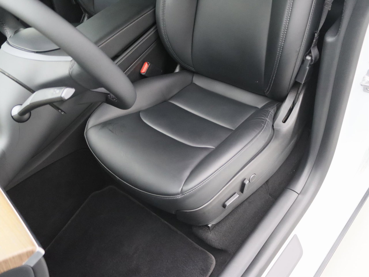 Tesla Model Y Long-Range AWD 351pk 75 kWh 87% SoH [ RYZEN AMD+AUTOPILOT+19 INCH+PREMIUM AUDIO ] 26