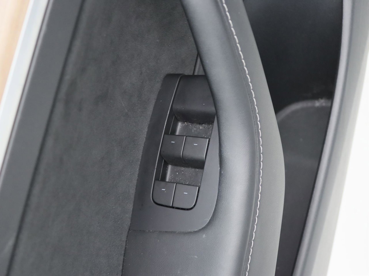 Tesla Model 3 Long-Range AWD 351pk 75 kWh 92.7% SoH UPGRADE [ AMD RYZEN+WARMTEPOMP+AUTOPILOT+PREMIUM AUDIO ] 22