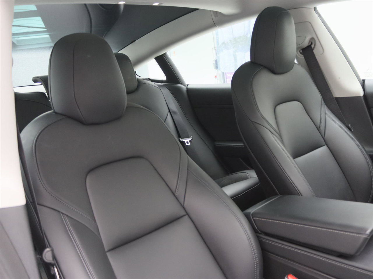 Tesla Model 3 Long-Range AWD 351pk 75 kWh 92.7% SoH UPGRADE [ AMD RYZEN+WARMTEPOMP+AUTOPILOT+PREMIUM AUDIO ] 19