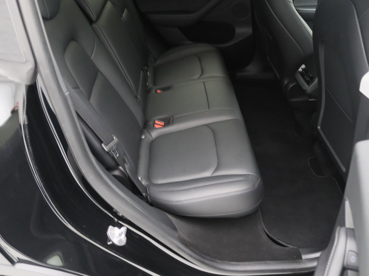 Tesla Model Y Long-Range AWD 351pk 75 kWh 90,7% SoH [ AUTOPILOT+20 INCH+533KM WLTP+PREMIUM AUDIO ] 15