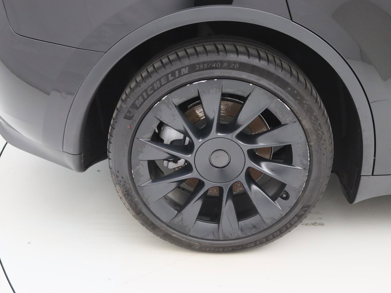 Tesla Model Y Long-Range AWD 351pk 75 kWh 90,7% SoH [ AUTOPILOT+20 INCH+533KM WLTP+PREMIUM AUDIO ] 11