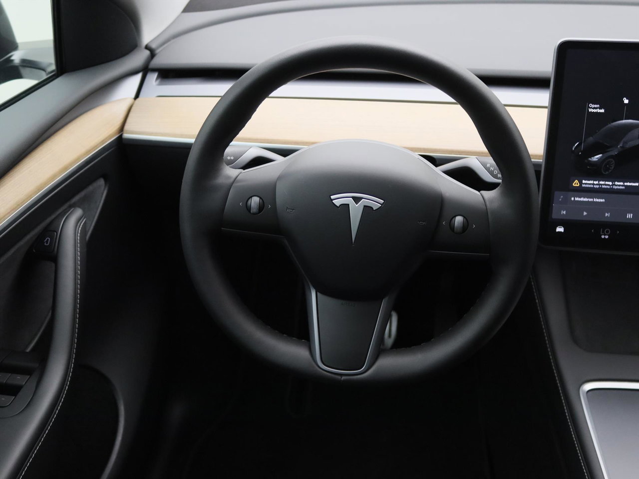 Tesla Model Y Long-Range AWD 351pk 75 kWh 90,7% SoH [ AUTOPILOT+20 INCH+533KM WLTP+PREMIUM AUDIO ] 18