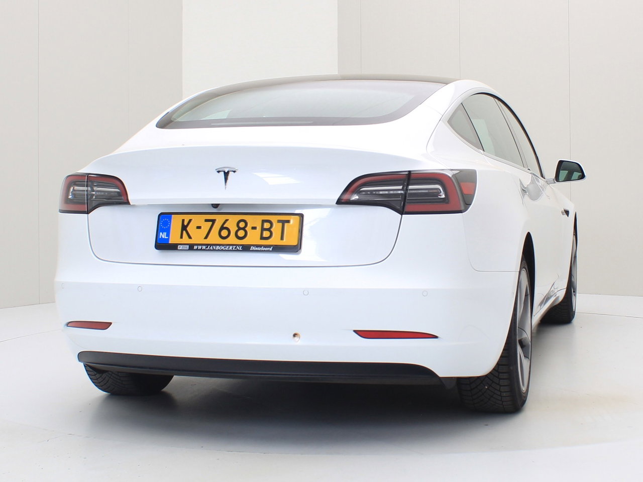 Tesla Model 3 Standard RWD Plus 89,4% SoH [ LFP ACCU+AUTOPILOT+60 kWh+PREMIUM AUDIO ] 6
