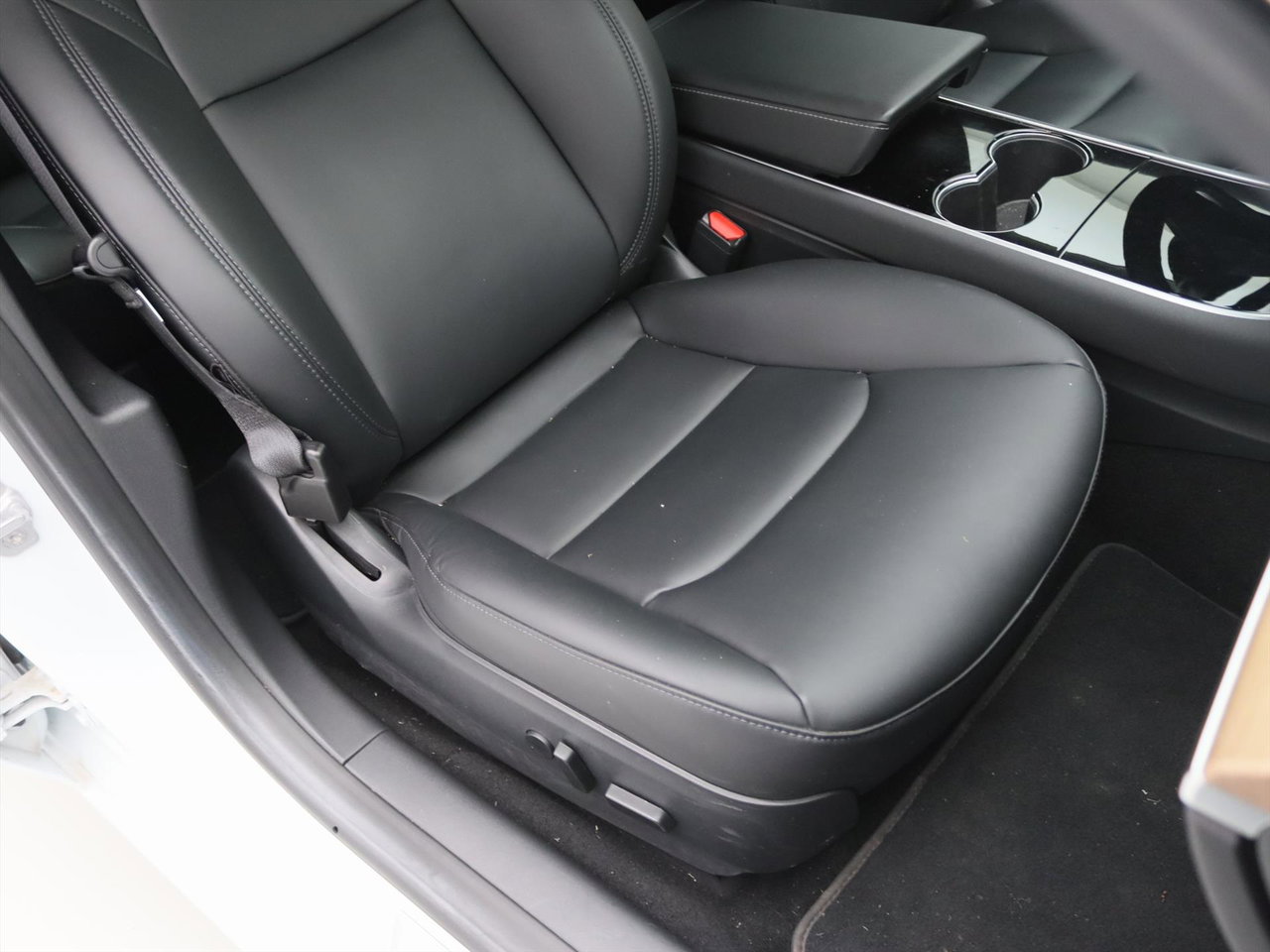 Tesla Model 3 Standard RWD Plus 89,4% SoH [ LFP ACCU+AUTOPILOT+60 kWh+PREMIUM AUDIO ] 15